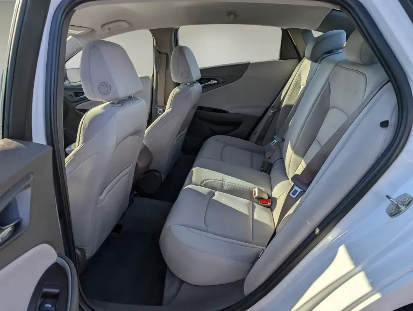 2020 /Dark Atmosphere/ Medium Ash Gray Chevrolet Malibu LS (1G1ZB5STXLF) with an Turbocharged Gas I4 1.5L/91 engine, 1-Speed Automatic transmission, located at 5115 14th Ave., Columbus, GA, 31904, (706) 323-0345, 32.511494, -84.971046 - ### Discover Your Next Adventure with the 2020 Chevrolet Malibu at Gils Auto - Columbus<br /> <br /> Are you in search of a reliable sedan that balances style, comfort, and advanced technology? Look no further! The 2020 Chevrolet Malibu is the perfect vehicle for commuters, growing families, and any - Photo#9