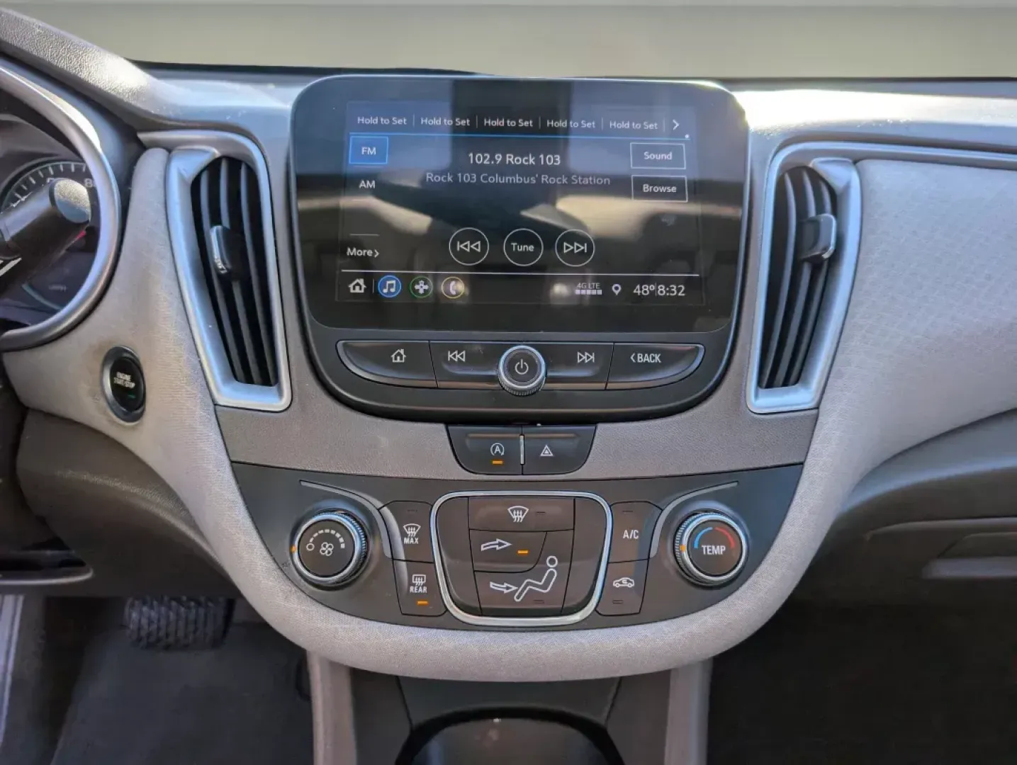 2020 /Dark Atmosphere/ Medium Ash Gray Chevrolet Malibu LS (1G1ZB5STXLF) with an Turbocharged Gas I4 1.5L/91 engine, 1-Speed Automatic transmission, located at 5115 14th Ave., Columbus, GA, 31904, (706) 323-0345, 32.511494, -84.971046 - ### Discover Your Next Adventure with the 2020 Chevrolet Malibu at Gils Auto - Columbus<br /> <br /> Are you in search of a reliable sedan that balances style, comfort, and advanced technology? Look no further! The 2020 Chevrolet Malibu is the perfect vehicle for commuters, growing families, and any - Photo#13