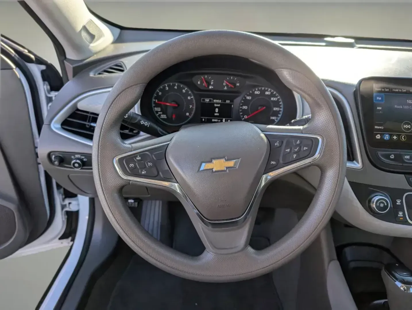 2020 /Dark Atmosphere/ Medium Ash Gray Chevrolet Malibu LS (1G1ZB5STXLF) with an Turbocharged Gas I4 1.5L/91 engine, 1-Speed Automatic transmission, located at 5115 14th Ave., Columbus, GA, 31904, (706) 323-0345, 32.511494, -84.971046 - ### Discover Your Next Adventure with the 2020 Chevrolet Malibu at Gils Auto - Columbus<br /> <br /> Are you in search of a reliable sedan that balances style, comfort, and advanced technology? Look no further! The 2020 Chevrolet Malibu is the perfect vehicle for commuters, growing families, and any - Photo#15