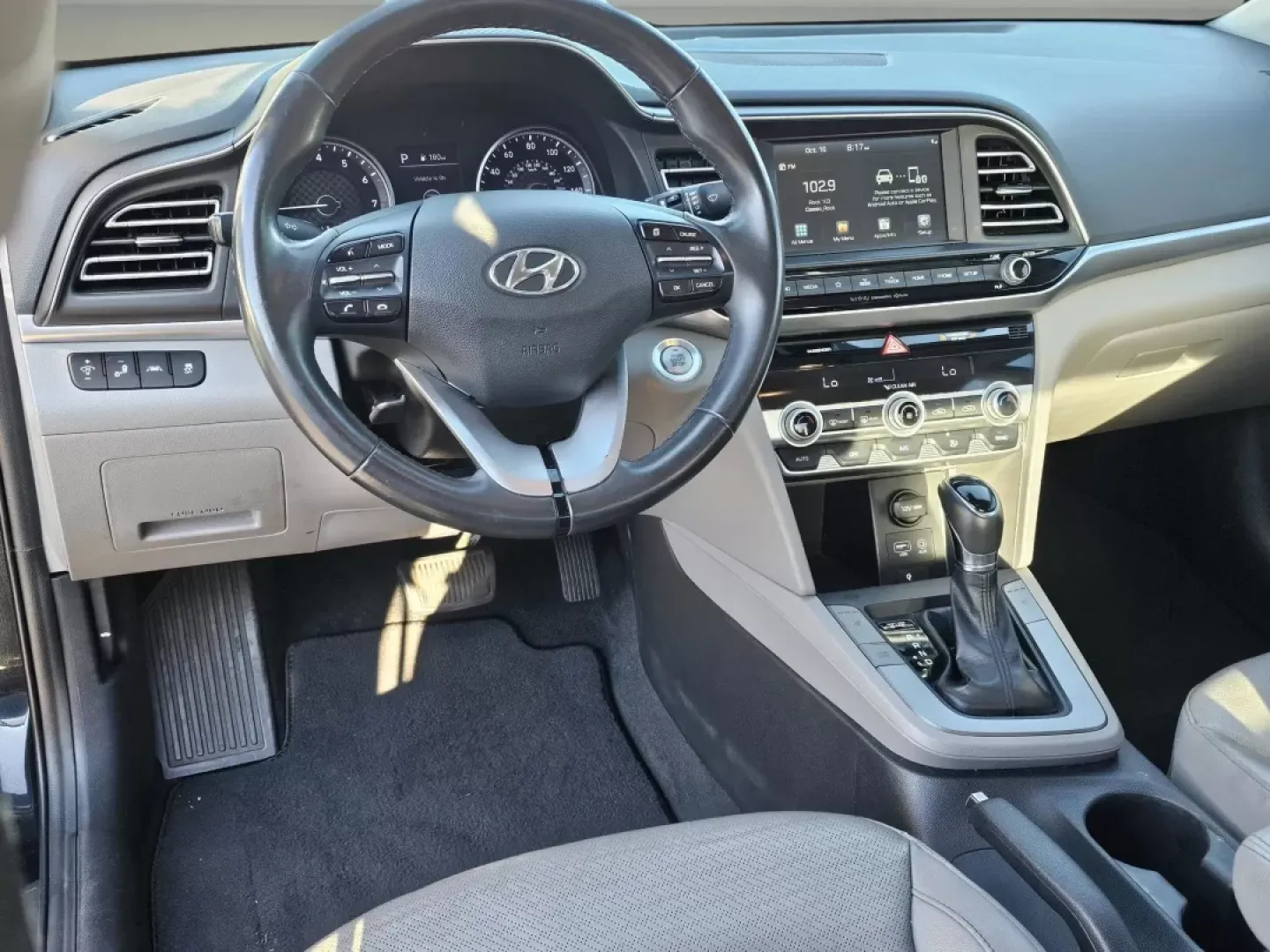 2020 /Gray Hyundai Elantra Limited (5NPD84LF5LH) with an Other engine, located at 1430 Gateway Drive, Opelika, AL, 36801, (334) 239-0944, 32.637871, -85.409790 - **Drive Your Future with the 2020 Hyundai Elantra Limited Perfect for Everyday Adventures!**<br /> <br /> Are you ready to elevate your daily commute or weekend getaway? Look no further than the stunning 2020 Hyundai Elantra Limited, now available at Gils Auto, your trusted Buy Here Pay Here dealer - Photo#15