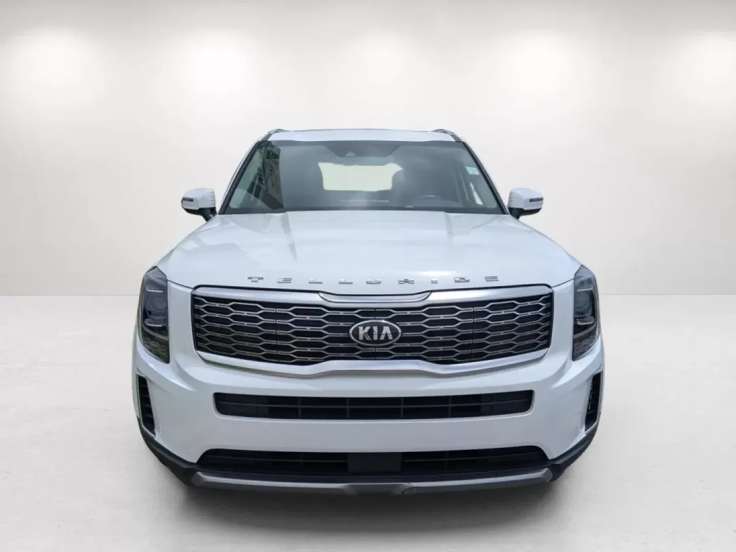2020 /Black Kia Telluride S (5XYP64HC0LG) with an Other engine, located at 1430 Gateway Drive, Opelika, AL, 36801, (334) 239-0944, 32.637871, -85.409790 - ### Discover Your Next Adventure with the 2020 Kia Telluride at Gils Auto!<br /> <br /> If you're searching for the perfect vehicle to elevate your family's adventures or streamline your daily commute, look no further than the stunning **2020 Kia Telluride** available at **Gils Auto** in **Phenix Ci - Photo#1