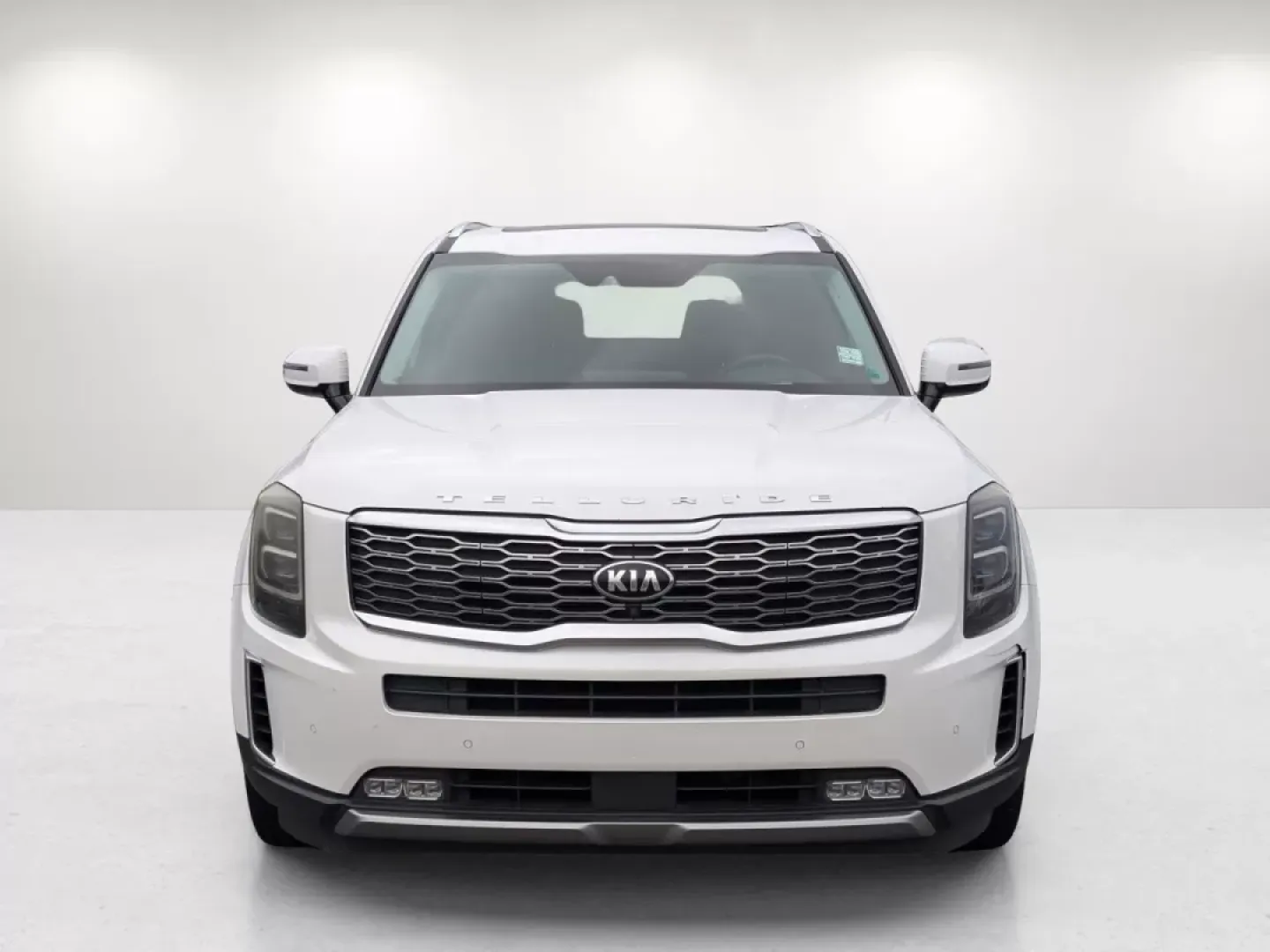 2020 /Black Kia Telluride SX (5XYP5DHC4LG) with an Other engine, located at 1430 Gateway Drive, Opelika, AL, 36801, (334) 239-0944, 32.637871, -85.409790 - Discover the perfect blend of luxury and practicality with this **2020 Kia Telluride SX**, available now at **Gils Auto** in Phenix City, AL. Imagine hitting the road for unforgettable family adventures in this spacious and stylish SUV, designed to accommodate everyone comfortably while turning head - Photo#1