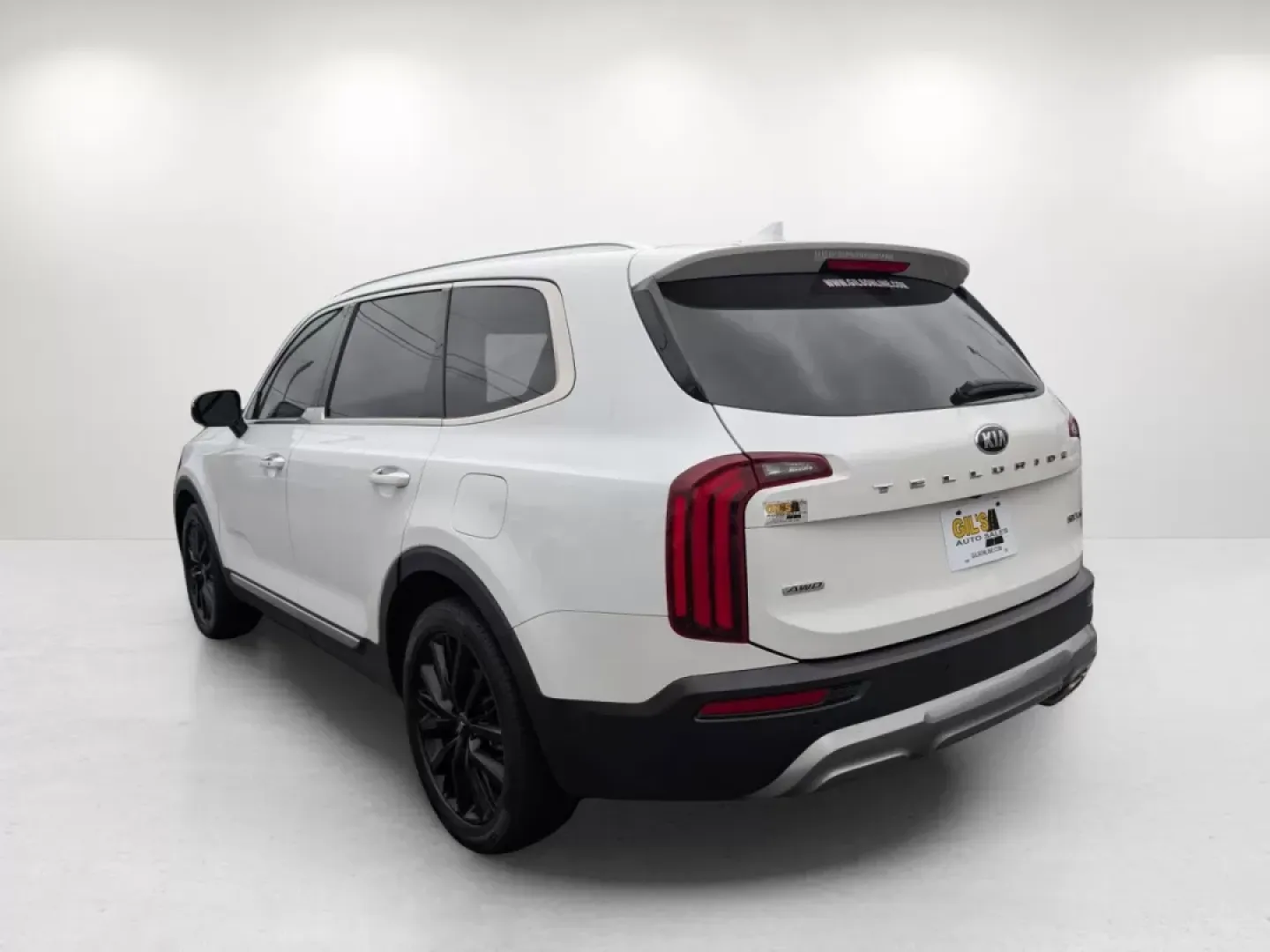 2020 /Black Kia Telluride SX (5XYP5DHC4LG) with an Other engine, located at 1430 Gateway Drive, Opelika, AL, 36801, (334) 239-0944, 32.637871, -85.409790 - Discover the perfect blend of luxury and practicality with this **2020 Kia Telluride SX**, available now at **Gils Auto** in Phenix City, AL. Imagine hitting the road for unforgettable family adventures in this spacious and stylish SUV, designed to accommodate everyone comfortably while turning head - Photo#6