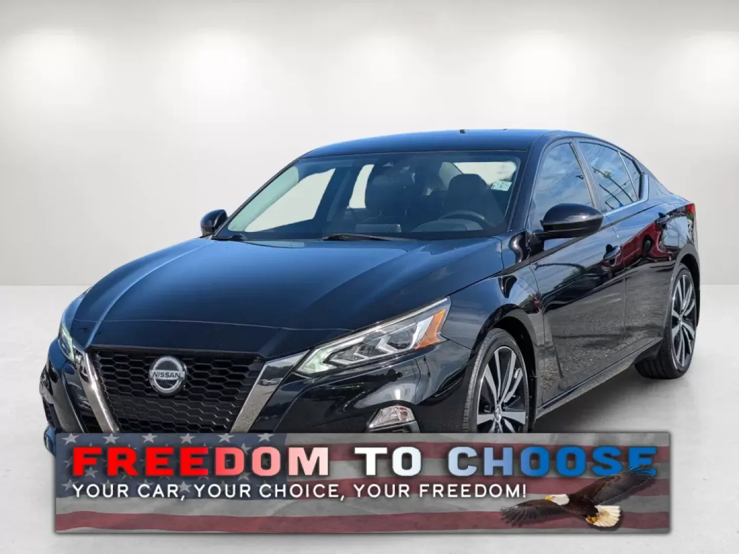 2020 /Sport Nissan Altima 2.5 SR (1N4BL4CV3LC) with an Other engine, located at 5115 14th Ave., Columbus, GA, 31904, (706) 323-0345, 32.511494, -84.971046 - ### Discover the 2020 Nissan Altima 2.5 SR - Your Perfect Adventure Companion!<br /> <br /> Imagine breezing through the streets of Phenix City, AL, in a stylish and reliable sedan that seamlessly transitions from busy commutes to weekend getaways. The 2020 Nissan Altima 2.5 SR, available now at Gil - Photo#0