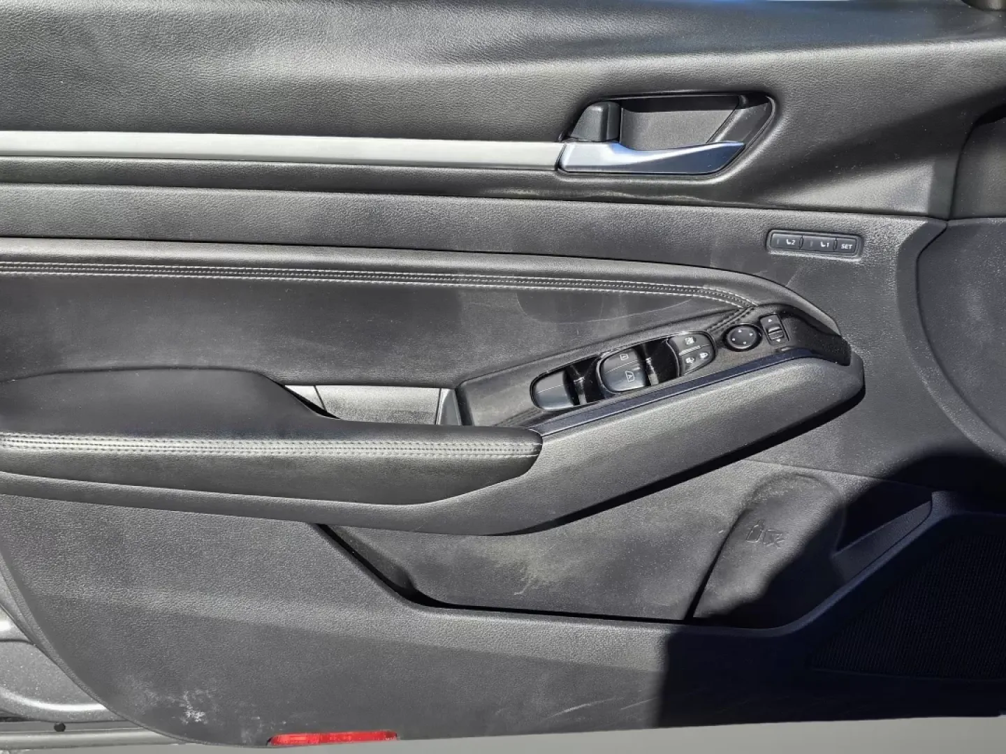 2020 /Charcoal Nissan Altima 2.0 Platinum (1N4AL4FV3LC) with an Other engine, located at 1430 Gateway Drive, Opelika, AL, 36801, (334) 239-0944, 32.637871, -85.409790 - **Experience the 2020 Nissan Altima 2.0 Platinum: Your Ideal Sedan for Modern Living!**<br /> <br /> Are you searching for a vehicle that perfectly combines style, reliability, and modern features? Look no further than the stunning 2020 Nissan Altima 2.0 Platinum, available now at Gils Auto in Opeli - Photo#12