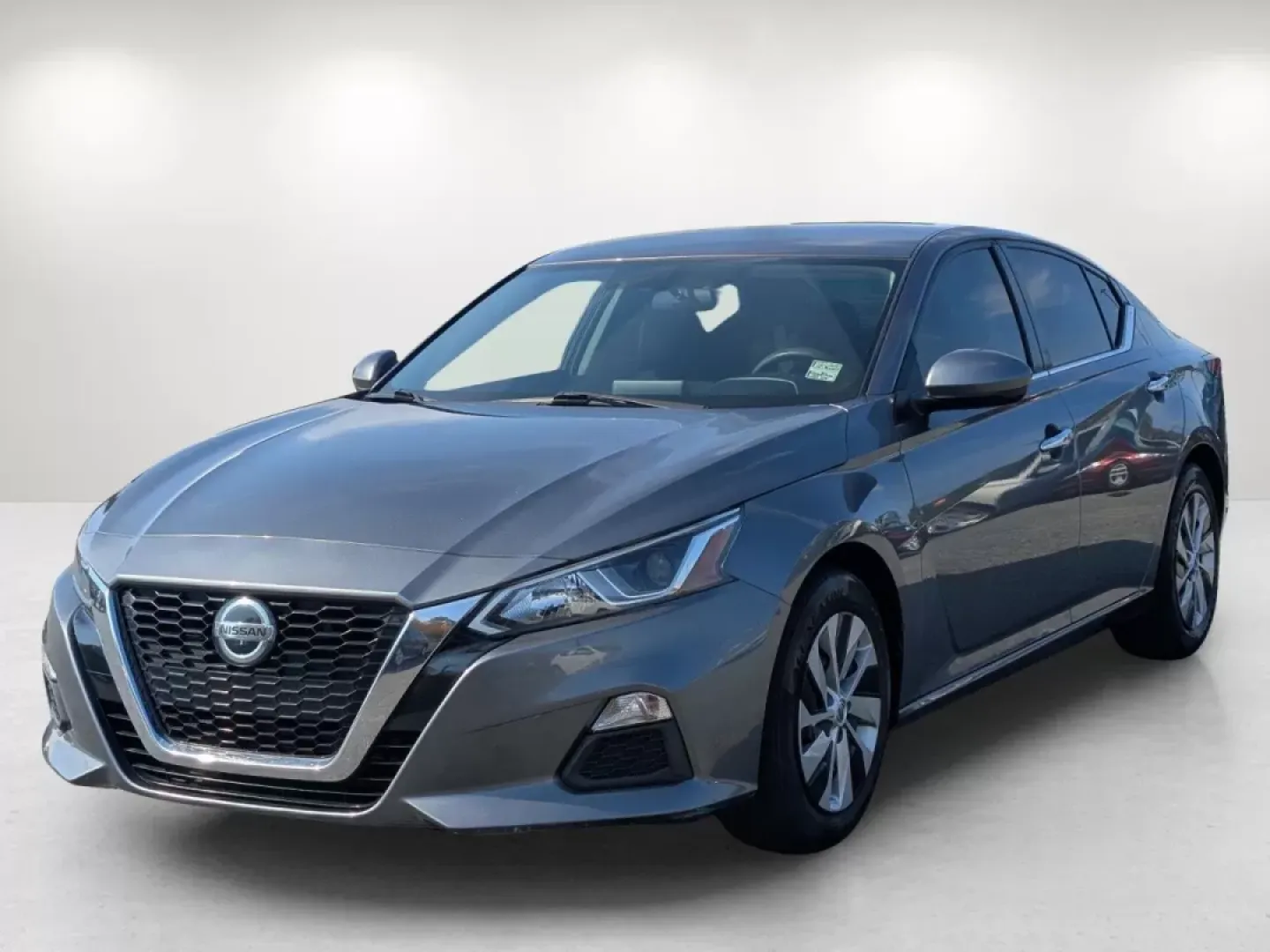 2020 /Charcoal Nissan Altima 2.5 S (1N4BL4BV1LC) with an Other engine, located at 3959 U.S. 80 W, Phenix City, AL, 36870, (334) 297-4885, 32.469296, -85.135185 - **Discover Your Perfect Ride at Gils Auto - Phenix City!**<br /> <br /> Are you looking for a reliable vehicle that seamlessly fits into your busy lifestyle? The 2020 Nissan Altima 2.5 S is the ideal sedan for those who need a dependable companion for daily commutes, family outings, or weekend adven - Photo#1