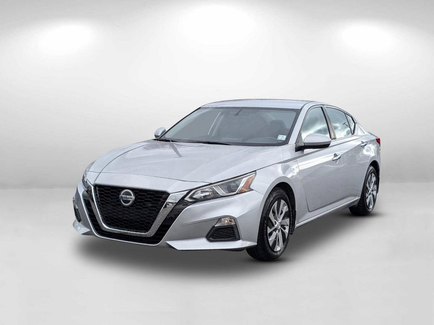 2020 /Charcoal Nissan Altima 2.5 S (1N4BL4BV1LC) with an Regular Unleaded I-4 2.5 L/152 engine, 1-Speed CVT w/OD transmission, located at 521 Old Farm Lane Rd, Prattville, AL, 36066, (334) 325-1505, 32.482460, -86.416367 - 2020 Nissan Altima 2.5 S - Photo#1