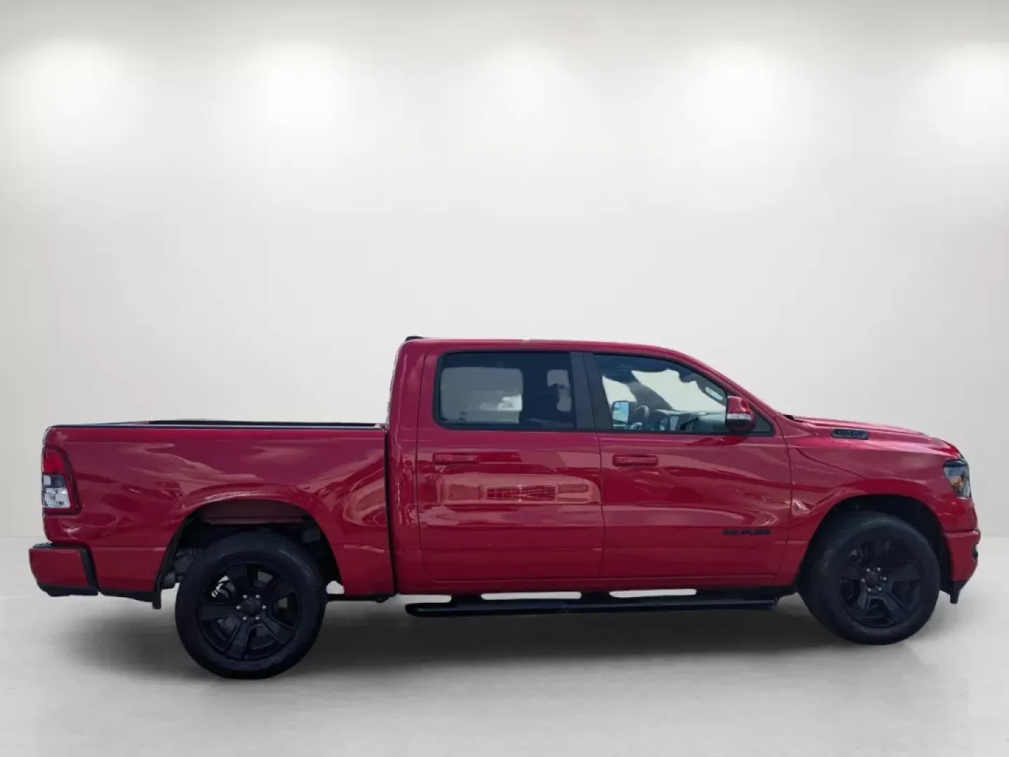 2020 /Black Ram 1500 Big Horn (1C6RREFT0LN) with an Other engine, located at 3959 U.S. 80 W, Phenix City, AL, 36870, (334) 297-4885, 32.469296, -85.135185 - **Unleash Your Adventures with the 2020 Ram 1500 Big Horn at Gils Auto!**<br /> <br /> Are you ready to elevate your lifestyle? Whether you're hauling gear for your weekend adventures, commuting to work, or managing a busy family life, the 2020 Ram 1500 Big Horn Crew Cab Pickup is designed to meet a - Photo#4