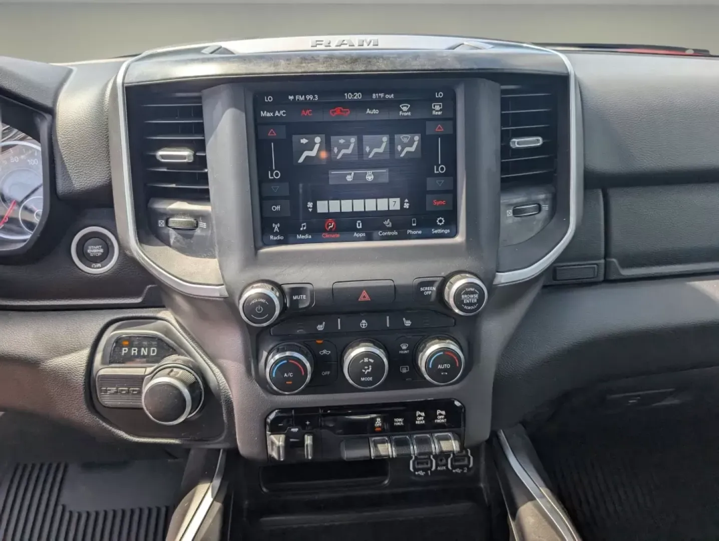 2020 /Black Ram 1500 Big Horn (1C6RREFT0LN) with an Other engine, located at 3959 U.S. 80 W, Phenix City, AL, 36870, (334) 297-4885, 32.469296, -85.135185 - **Unleash Your Adventures with the 2020 Ram 1500 Big Horn at Gils Auto!**<br /> <br /> Are you ready to elevate your lifestyle? Whether you're hauling gear for your weekend adventures, commuting to work, or managing a busy family life, the 2020 Ram 1500 Big Horn Crew Cab Pickup is designed to meet a - Photo#15