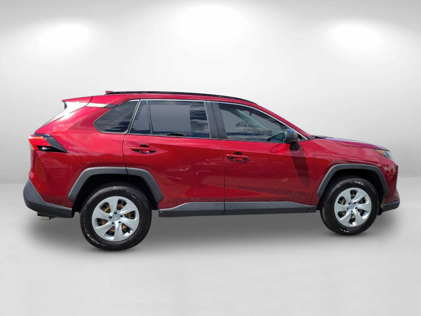 2020 Maroon Toyota RAV4 LE (JTMF1RFVXLD) with an Regular Unleaded I-4 2.5 L/152 engine, 8-Speed Automatic w/OD transmission, located at 1430 Gateway Drive, Opelika, AL, 36801, (334) 239-0944, 32.637871, -85.409790 - 2020 Toyota RAV4 LE - Photo#4