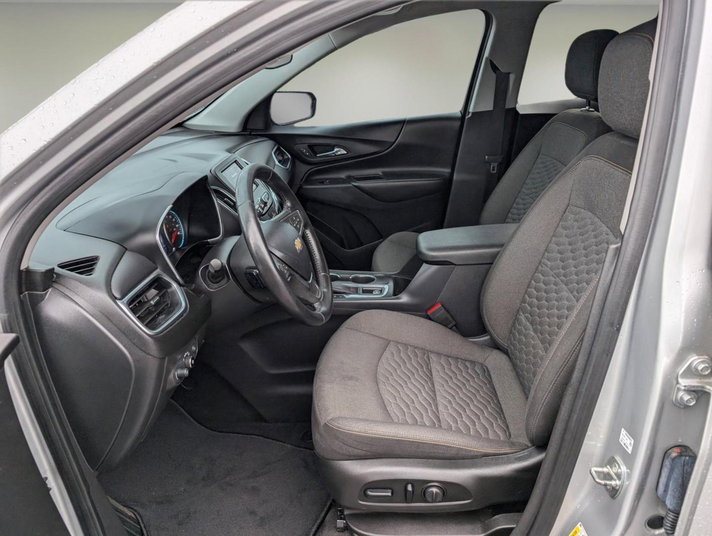 2021 /Jet Black Chevrolet Equinox LT (3GNAXKEVXMS) with an Turbocharged Gas I4 1.5L/92 engine, 6-Speed Automatic transmission, located at 3959 U.S. 80 W, Phenix City, AL, 36870, (334) 297-4885, 32.469296, -85.135185 - 2021 Chevrolet Equinox LT - Photo#10