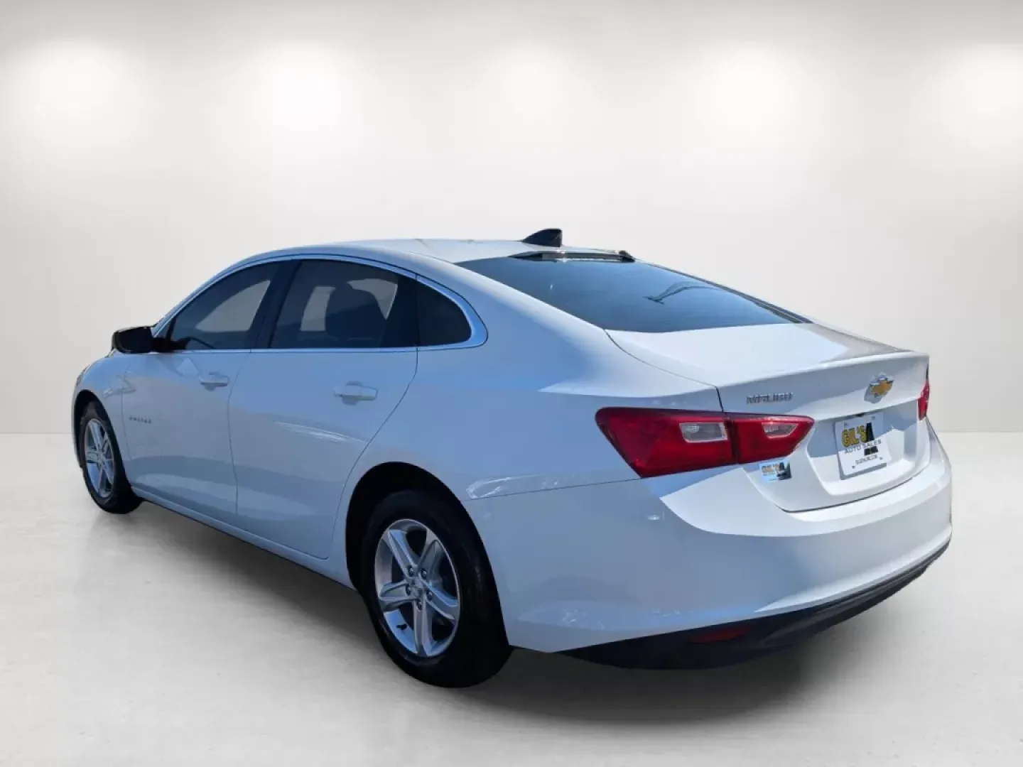 2021 /Dark Atmosphere/ Medium Ash Gray Chevrolet Malibu LS (1G1ZC5ST0MF) with an Other engine, located at 3959 U.S. 80 W, Phenix City, AL, 36870, (334) 297-4885, 32.469296, -85.135185 - **Elevate Your Everyday Commute with the 2021 Chevrolet Malibu LS**<br /> <br /> Are you looking for a reliable sedan that fits seamlessly into your busy lifestyle? Look no further than the 2021 Chevrolet Malibu LS, available now at Gils Auto in Phenix City, AL. Perfectly designed for daily commutes - Photo#7