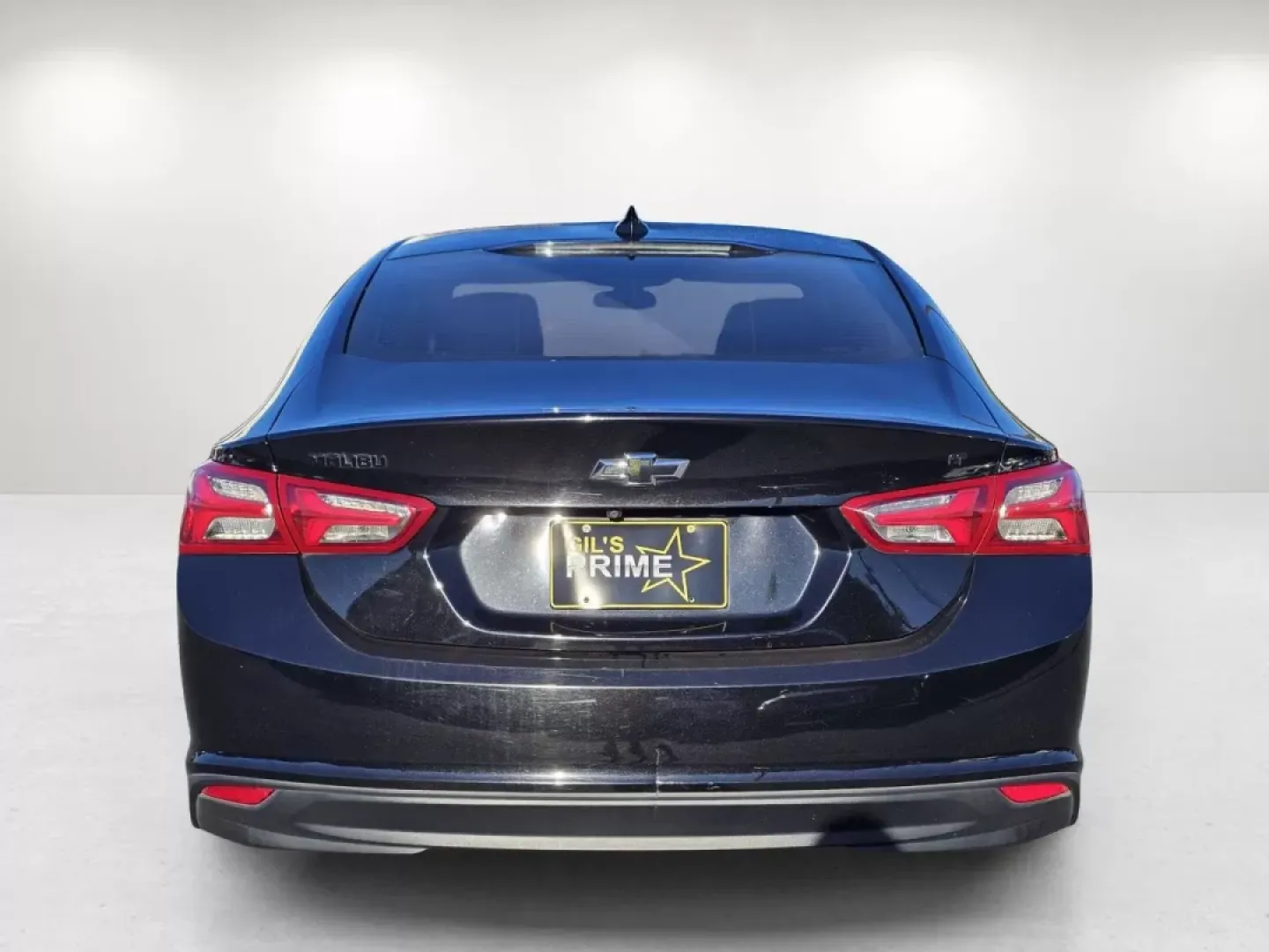 2021 /Jet Black Chevrolet Malibu LT (1G1ZD5ST3MF) with an Other engine, located at 7000 Northlake Connector, Columbus, GA, 31904, (706) 987-8085, 32.524975, -84.978134 - Are you in search of a vehicle that seamlessly blends style, comfort, and performance for your daily commute or weekend escapades? Look no further than this stunning 2021 Chevrolet Malibu LT, available now at Gils Auto-your trusted Buy Here Pay Here dealership in Phenix City, AL. Located convenientl - Photo#5