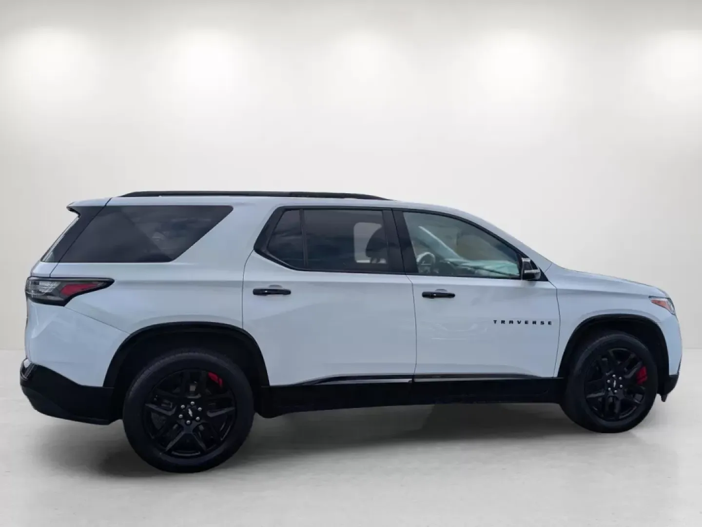 2021 /Jet Black Chevrolet Traverse Premier (1GNERKKW5MJ) with an Other engine, located at 5115 14th Ave., Columbus, GA, 31904, (706) 323-0345, 32.511494, -84.971046 - **Discover Your Adventure with the 2021 Chevrolet Traverse Premier at Gils Auto - Phenix City!**<br /> <br /> Are you ready to embark on new adventures, whether it's family road trips, daily commutes, or weekend getaways? The 2021 Chevrolet Traverse Premier is the ultimate SUV designed for those who - Photo#3