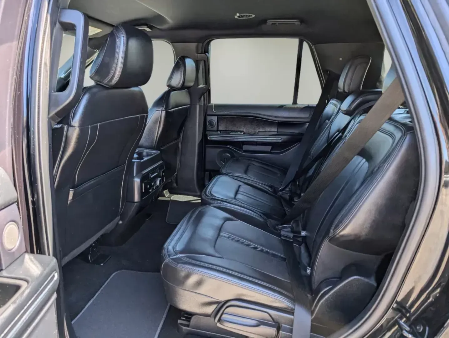 2021 Ford Expedition Limited (1FMJU1KT3ME) with an Other engine, located at 521 Old Farm Lane Rd, Prattville, AL, 36066, (334) 325-1505, 32.482460, -86.416367 - **Unleash Your Adventurous Spirit with the 2021 Ford Expedition Limited!** <br /> <br /> Are you ready to elevate your family's adventures and weekend getaways? Look no further than Gils Auto in Prattville, AL, where we offer an incredible opportunity to own the 2021 Ford Expedition Limited. This f - Photo#10