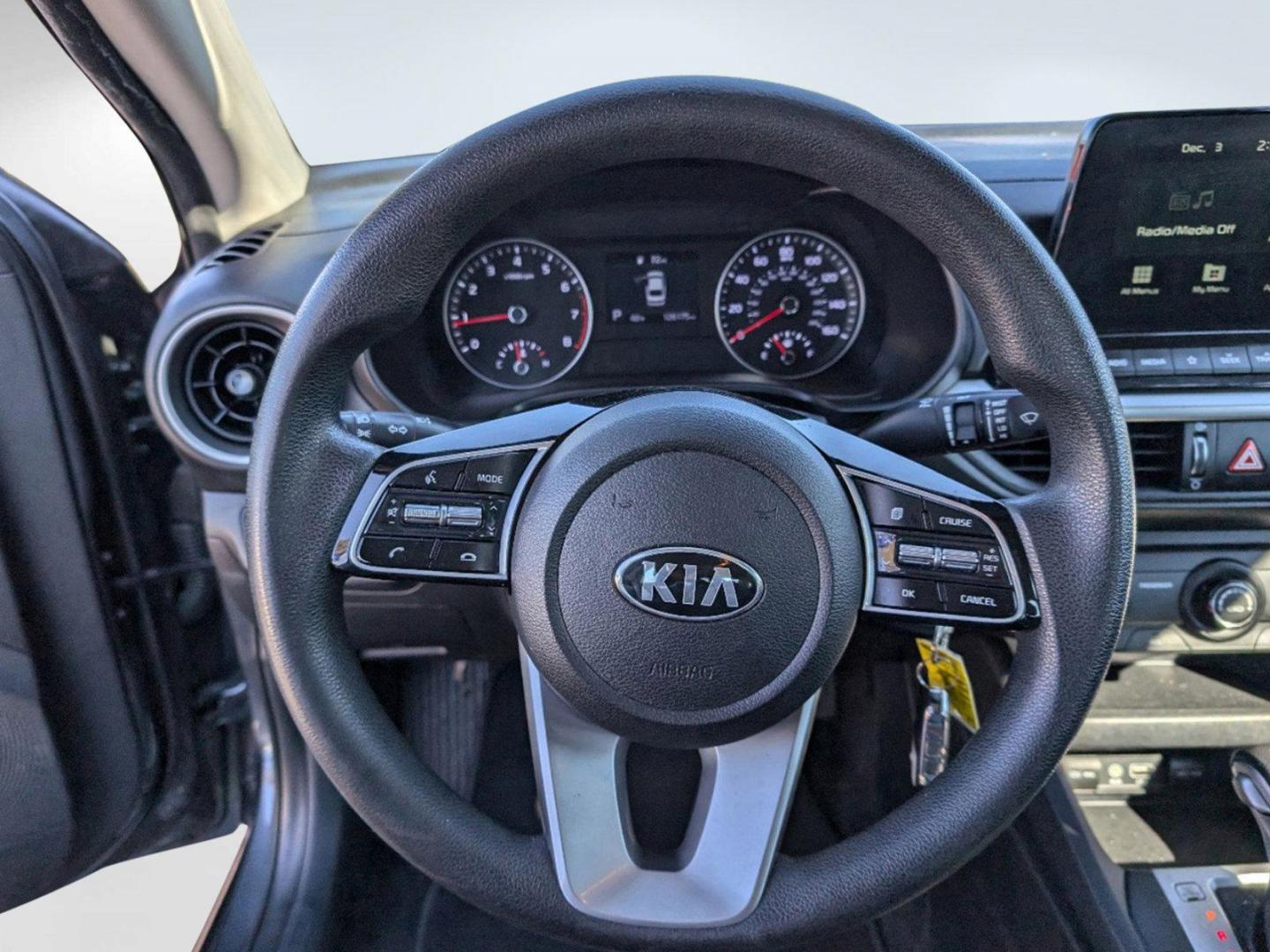 2021 /Black Kia Forte LXS (3KPF24AD8ME) with an Regular Unleaded I-4 2.0 L/122 engine, 1-Speed CVT w/OD transmission, located at 7000 Northlake Connector, Columbus, GA, 31904, (706) 987-8085, 32.524975, -84.978134 - 2021 Kia Forte LXS - Photo#13