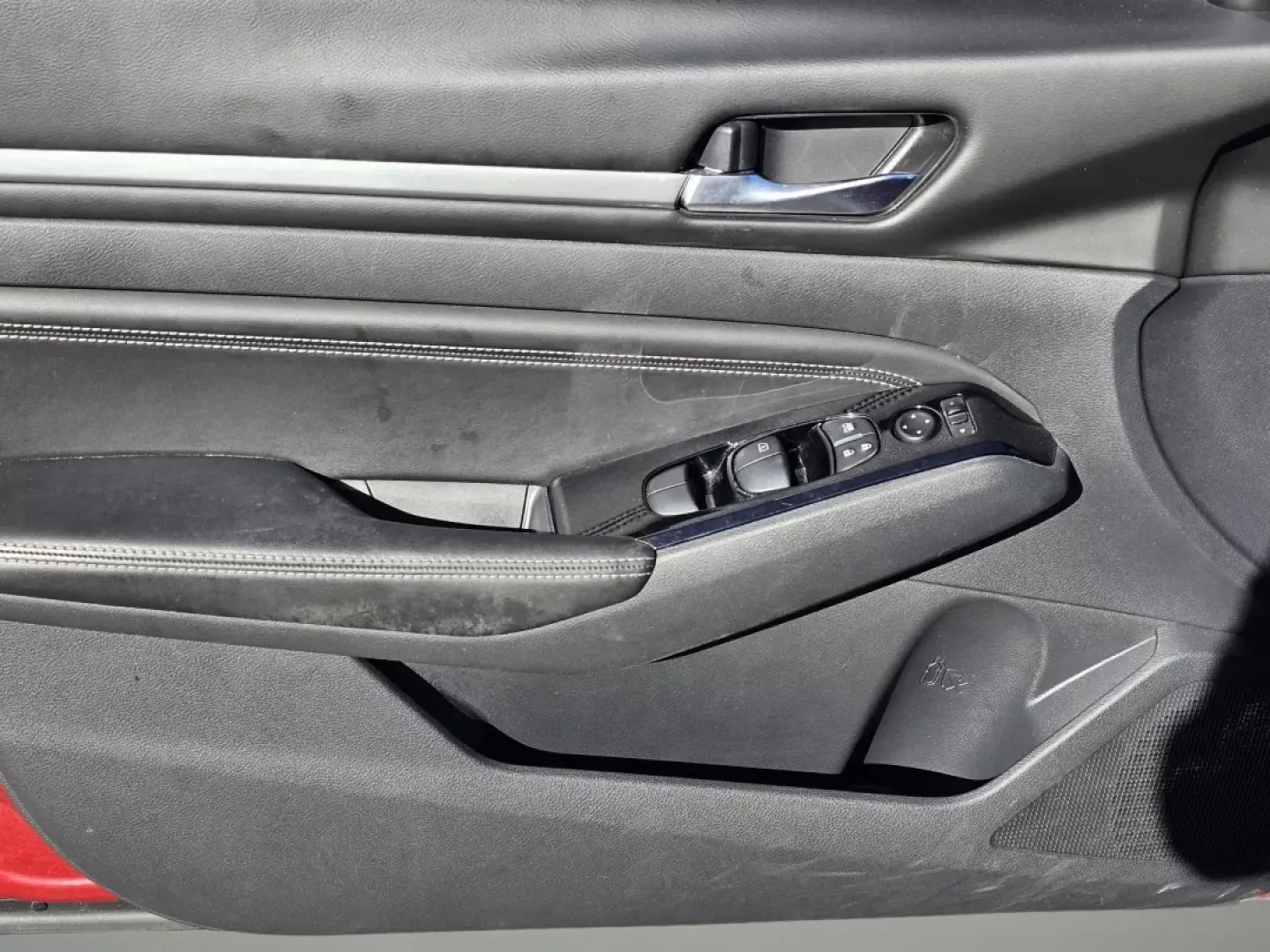 2021 /Charcoal Nissan Altima 2.5 SV (1N4BL4DV8MN) with an Other engine, located at 1430 Gateway Drive, Opelika, AL, 36801, (334) 239-0944, 32.637871, -85.409790 - **Discover Your Perfect Ride: 2021 Nissan Altima 2.5 SV Designed for Dynamic Lifestyles!**<br /> <br /> Are you seeking a reliable sedan that seamlessly transitions from your daily commute to weekend adventures? Look no further than this stunning 2021 Nissan Altima 2.5 SV, now available at Gils Aut - Photo#8