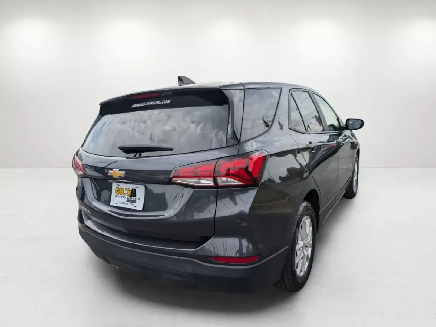 2022 /Medium Ash Gray Chevrolet Equinox LS (3GNAXHEV6NS) with an Turbocharged Gas I4 1.5L/92 engine, 6-Speed Automatic transmission, located at 5115 14th Ave., Columbus, GA, 31904, (706) 323-0345, 32.511494, -84.971046 - 2022 Chevrolet Equinox LS - Photo#5