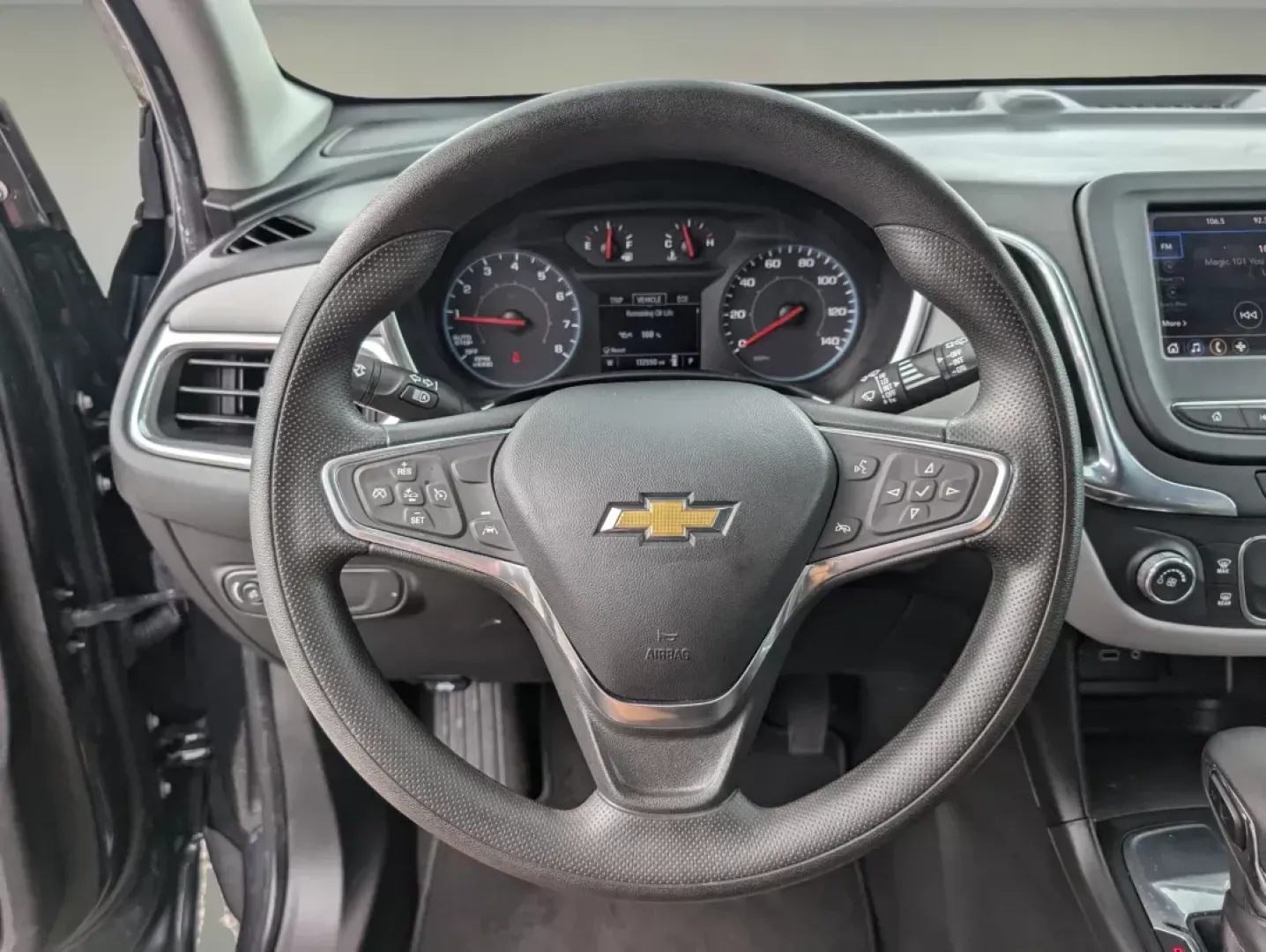 2022 /Medium Ash Gray Chevrolet Equinox LS (3GNAXHEV6NS) with an Turbocharged Gas I4 1.5L/92 engine, 6-Speed Automatic transmission, located at 5115 14th Ave., Columbus, GA, 31904, (706) 323-0345, 32.511494, -84.971046 - 2022 Chevrolet Equinox LS - Photo#16