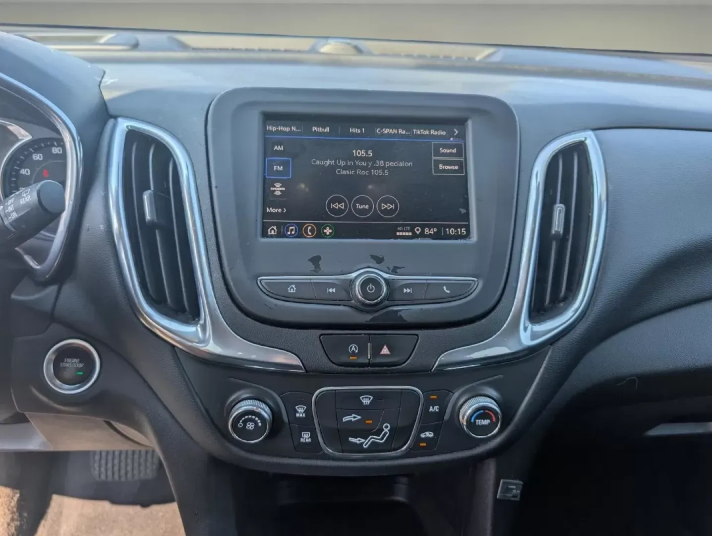 2022 /Jet Black Chevrolet Equinox LT (3GNAXUEV0NL) with an Other engine, located at 1430 Gateway Drive, Opelika, AL, 36801, (334) 239-0944, 32.637871, -85.409790 - **Explore the Open Road with the 2022 Chevrolet Equinox Your Perfect Adventure Companion!**<br /> <br /> Are you searching for the ideal vehicle that can transition seamlessly from weekday commutes to weekend escapades? Look no further than the stunning 2022 Chevrolet Equinox LT available now at Gi - Photo#13