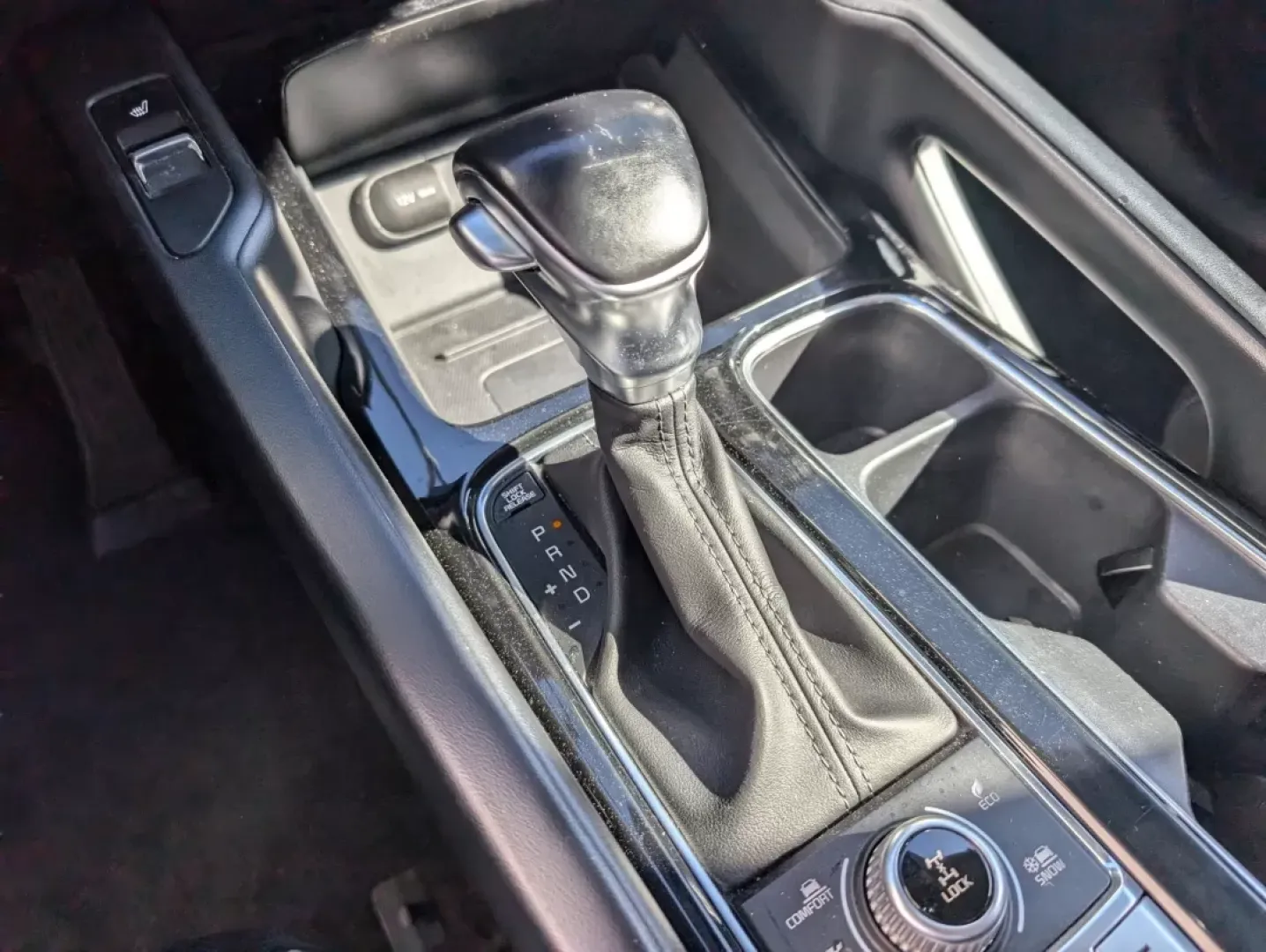 2022 /Black Kia Telluride S (5XYP6DHC6NG) with an Other engine, located at 7000 Northlake Connector, Columbus, GA, 31904, (706) 987-8085, 32.524975, -84.978134 - **Discover Family Adventures with the 2022 Kia Telluride at Gils Auto - Columbus!**<br /> <br /> Are you ready to take your family adventures to the next level? The 2022 Kia Telluride brings comfort, style, and top-notch technology, making it the perfect family SUV for your journeys around Columbus, - Photo#14