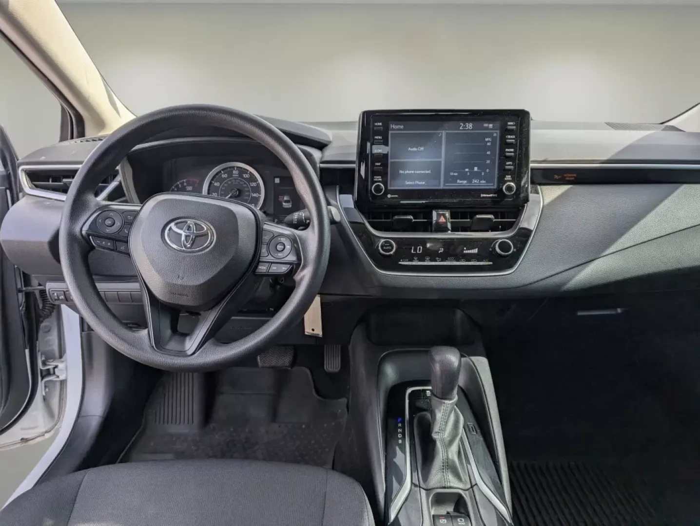 2022 Toyota Corolla LE (5YFEPMAE4NP) with an Other engine, located at 7000 Northlake Connector, Columbus, GA, 31904, (706) 987-8085, 32.524975, -84.978134 - Unlock the door to your next adventure with the 2022 Toyota Corolla LE, the ultimate sedan designed for budget-conscious buyers and busy lifestyles. Whether you're commuting to work, running errands around Prattville, or embarking on a spontaneous weekend getaway, this vehicle balances style, effici - Photo#11