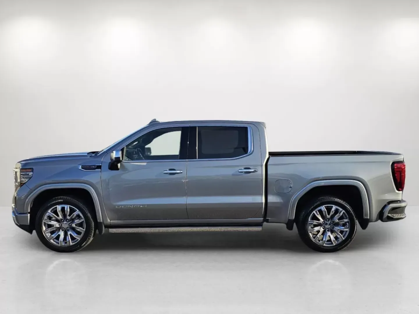 2023 /Atmosphere/Brownstone GMC Sierra 1500 Denali (1GTUUGEL2PZ) with an Other engine, located at 5115 14th Ave., Columbus, GA, 31904, (706) 323-0345, 32.511494, -84.971046 - **2023 GMC Sierra 1500 Denali: The Ultimate Pickup for Adventure and Comfort!**<br /> <br /> Rev up your lifestyle with the stunning 2023 GMC Sierra 1500 Denali, a pickup that perfectly blends rugged capabilities with luxurious comfort. Whether you're a growing family seeking a spacious and reliable - Photo#7