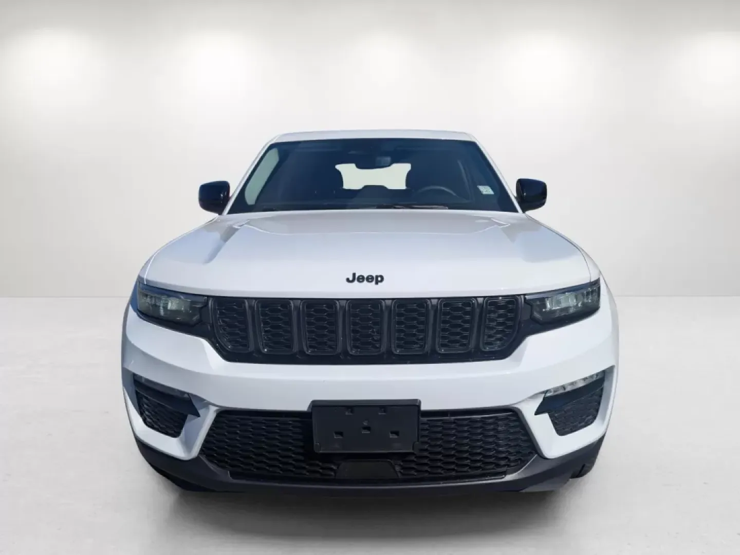 2023 /Global Black Jeep Grand Cherokee Limited (1C4RJGBG7PC) with an Other engine, located at 3959 U.S. 80 W, Phenix City, AL, 36870, (334) 297-4885, 32.469296, -85.135185 - **Explore the 2023 Jeep Grand Cherokee Limited: Your Ticket to Adventure in Phenix City!**<br /> <br /> Are you ready for your next adventure? The 2023 Jeep Grand Cherokee Limited isn't just a vehicle; it's your gateway to freedom. Whether you're navigating the bustle of daily life or setting off on - Photo#1